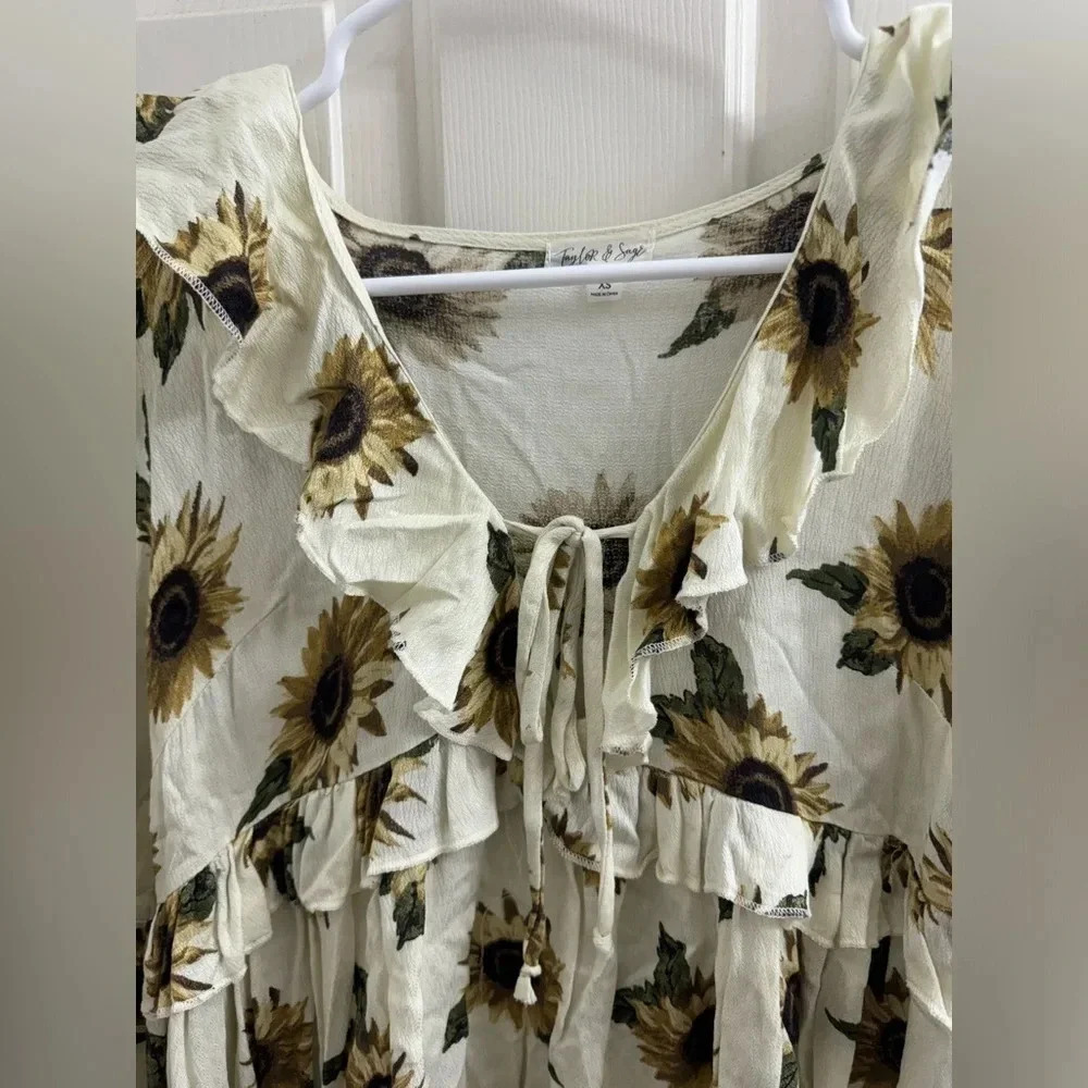 Taylor & Sage Sunflower Boho flowy ruffled top - Picture 3 of 6